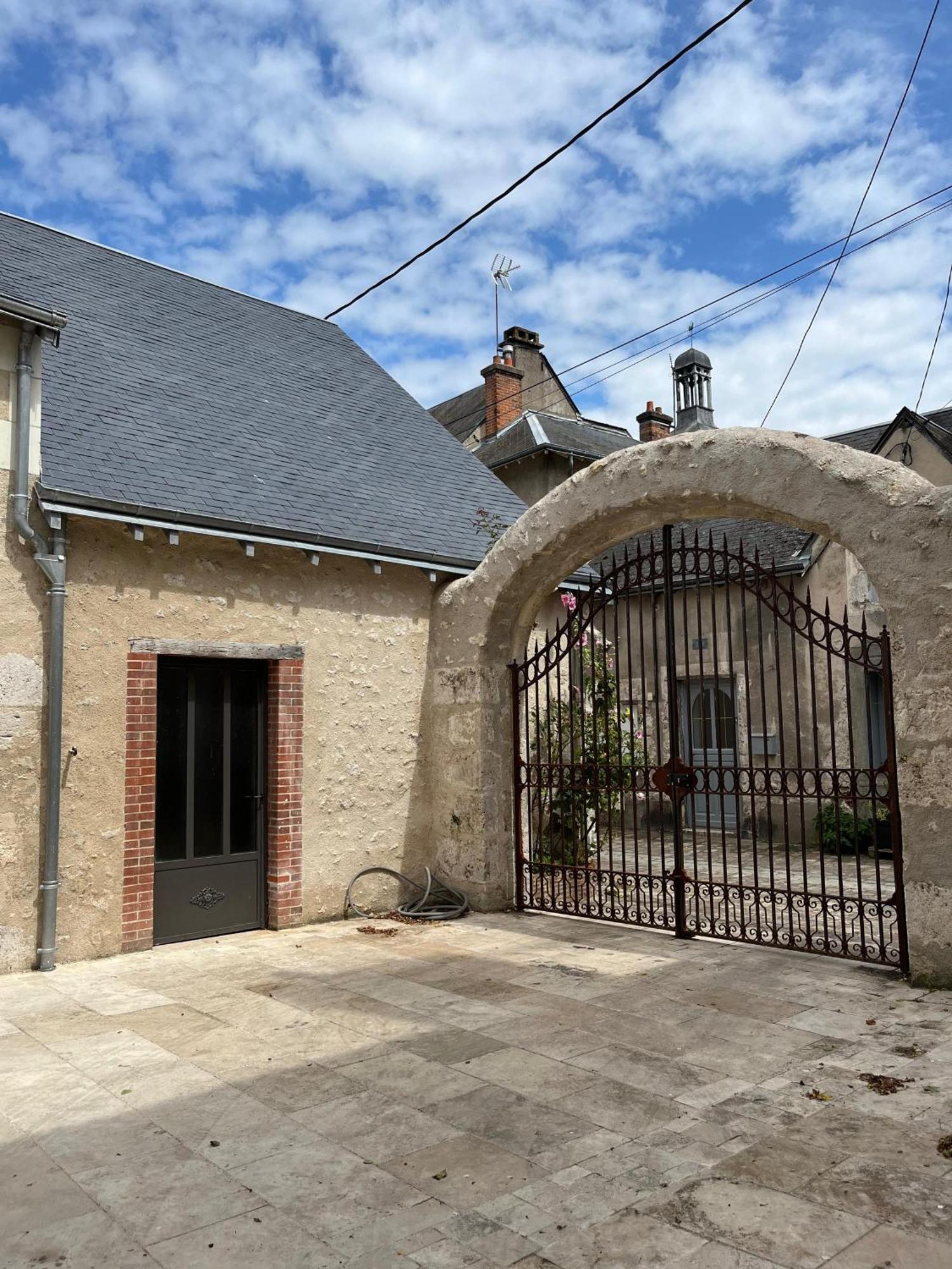 Apartamento Quai De La Loire Blois Exterior foto